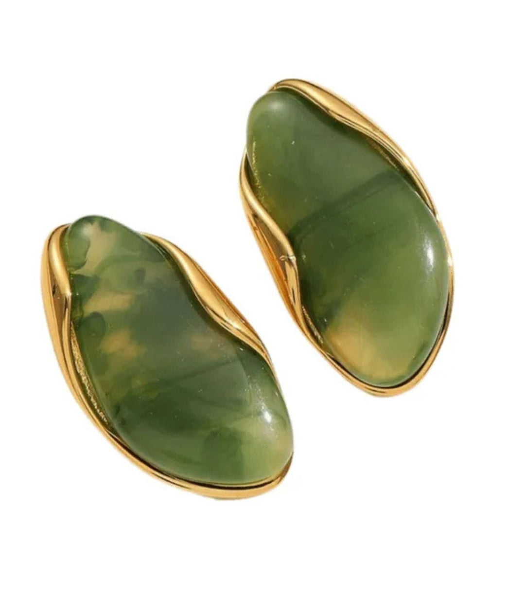 Aretes green irregular