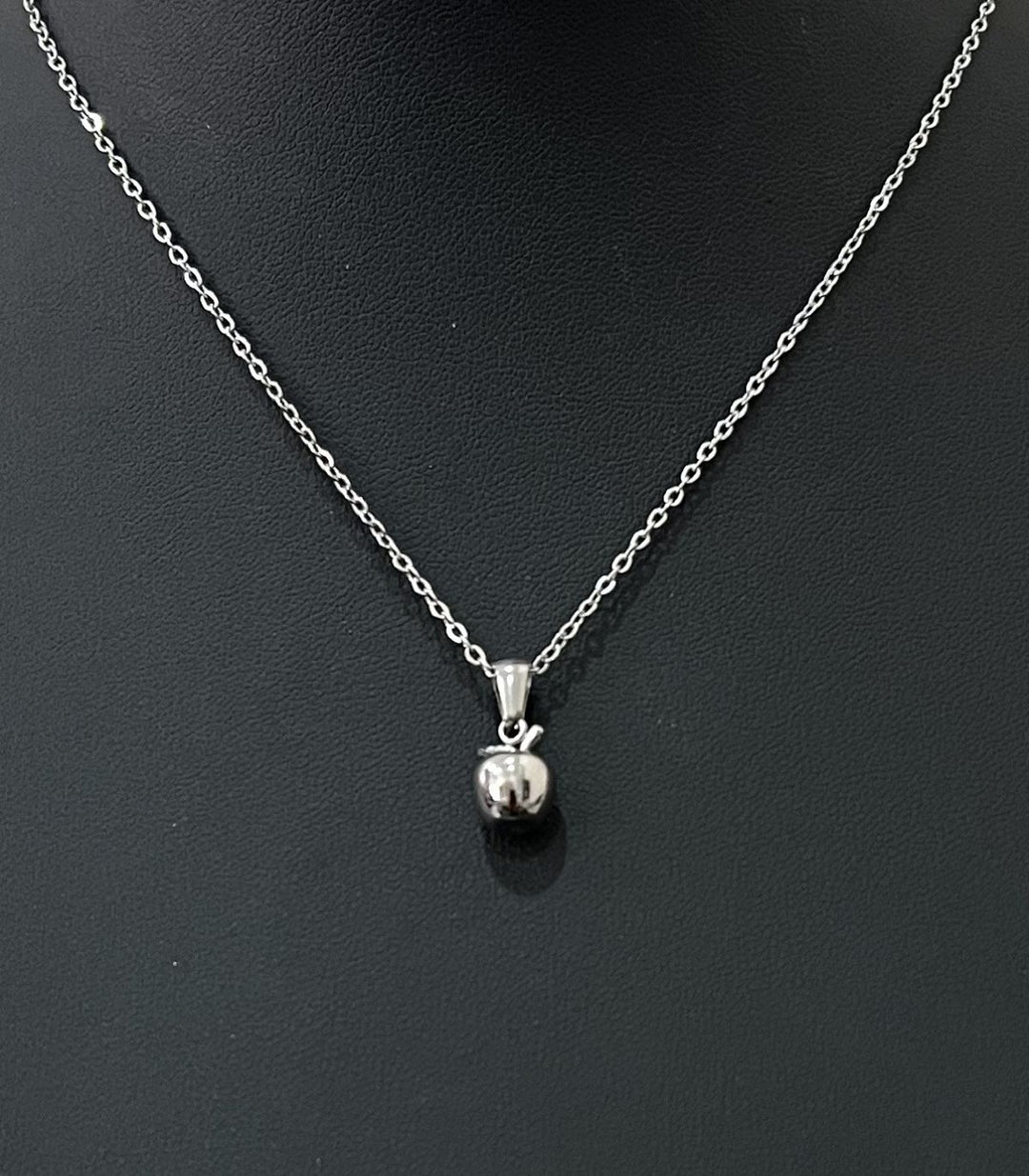 Collar silver small apple