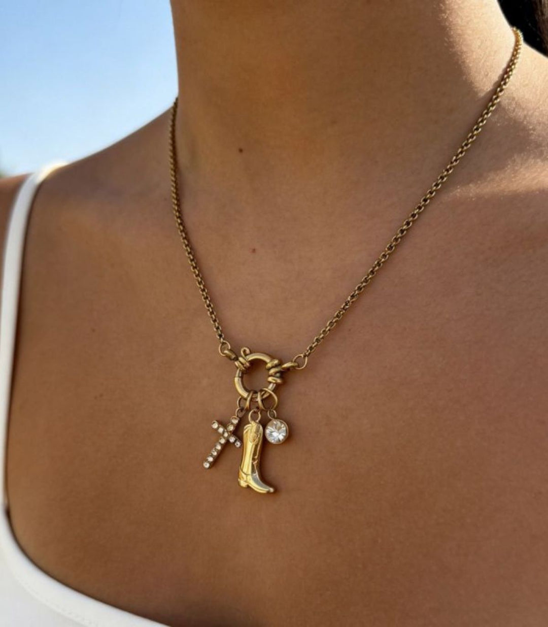 Collar diamond cross boot