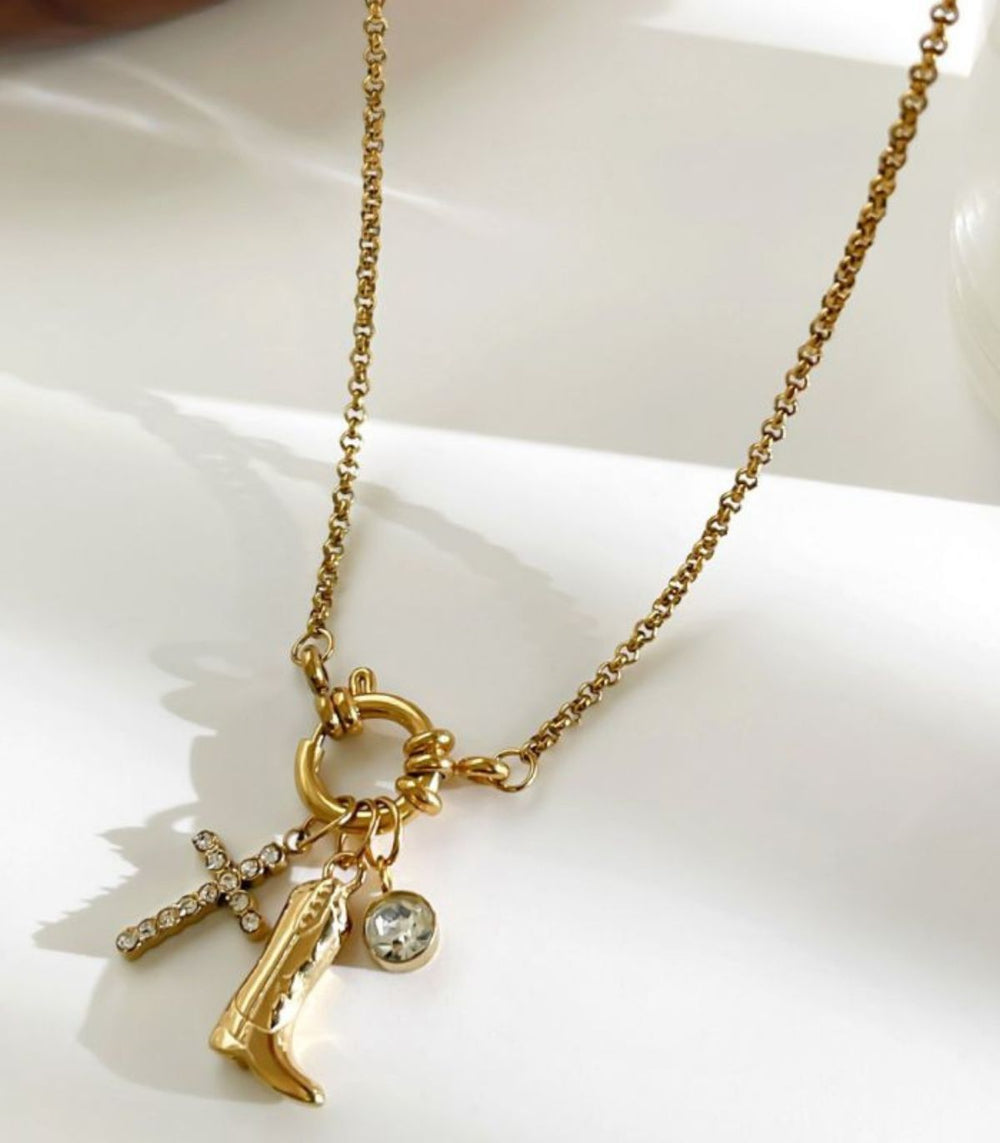 Collar diamond cross boot