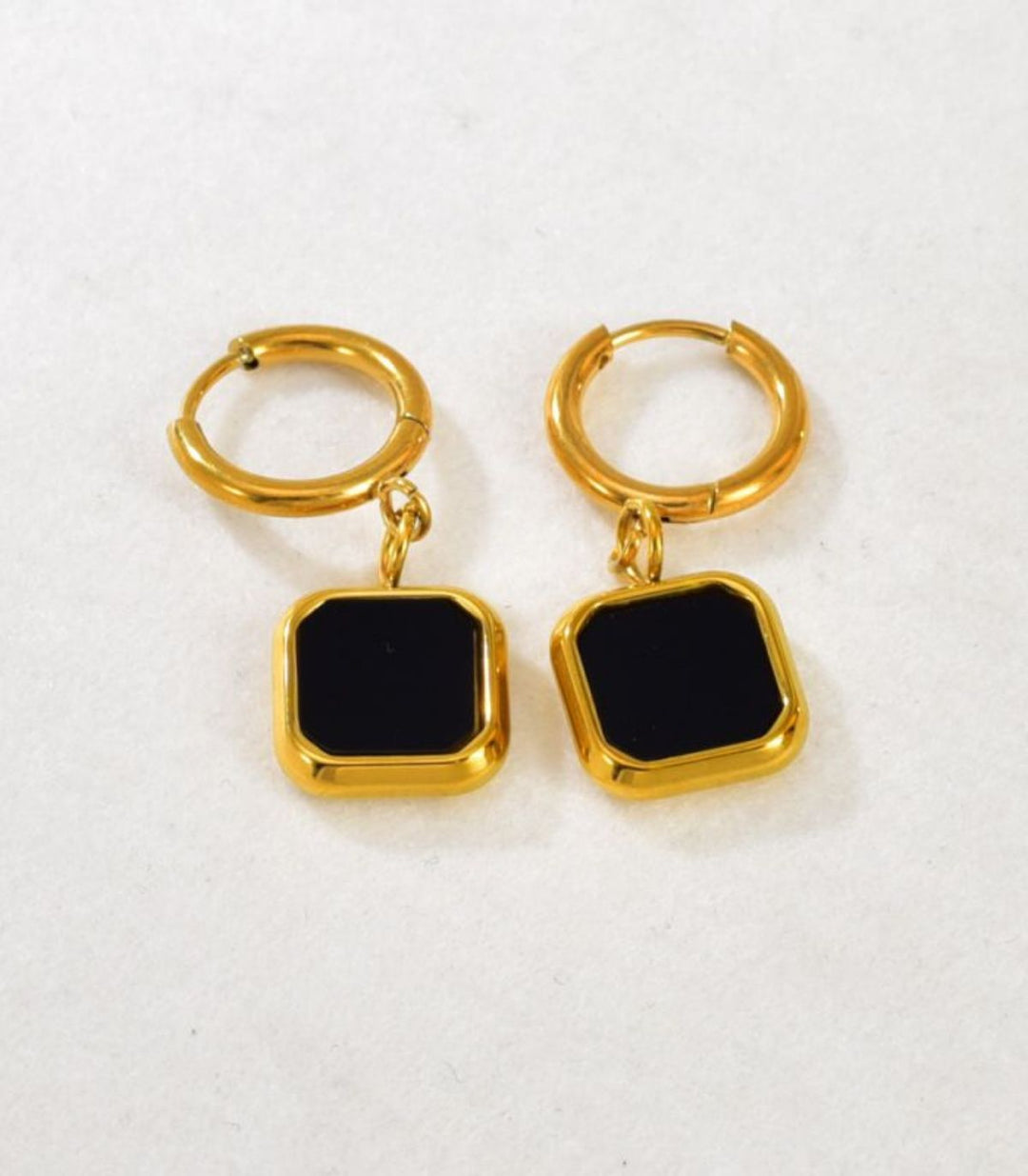 Aretes square hoop