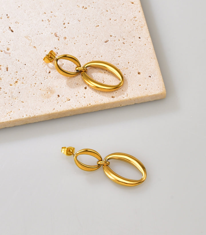 Aretes Oval Dorado