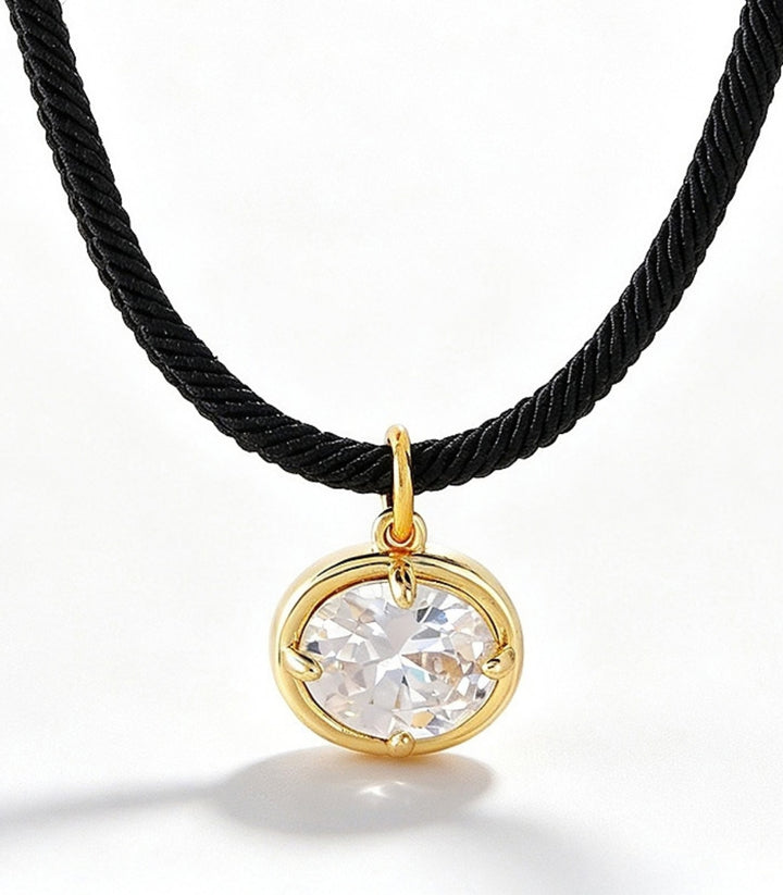 Collar Black White Diamonds Oval