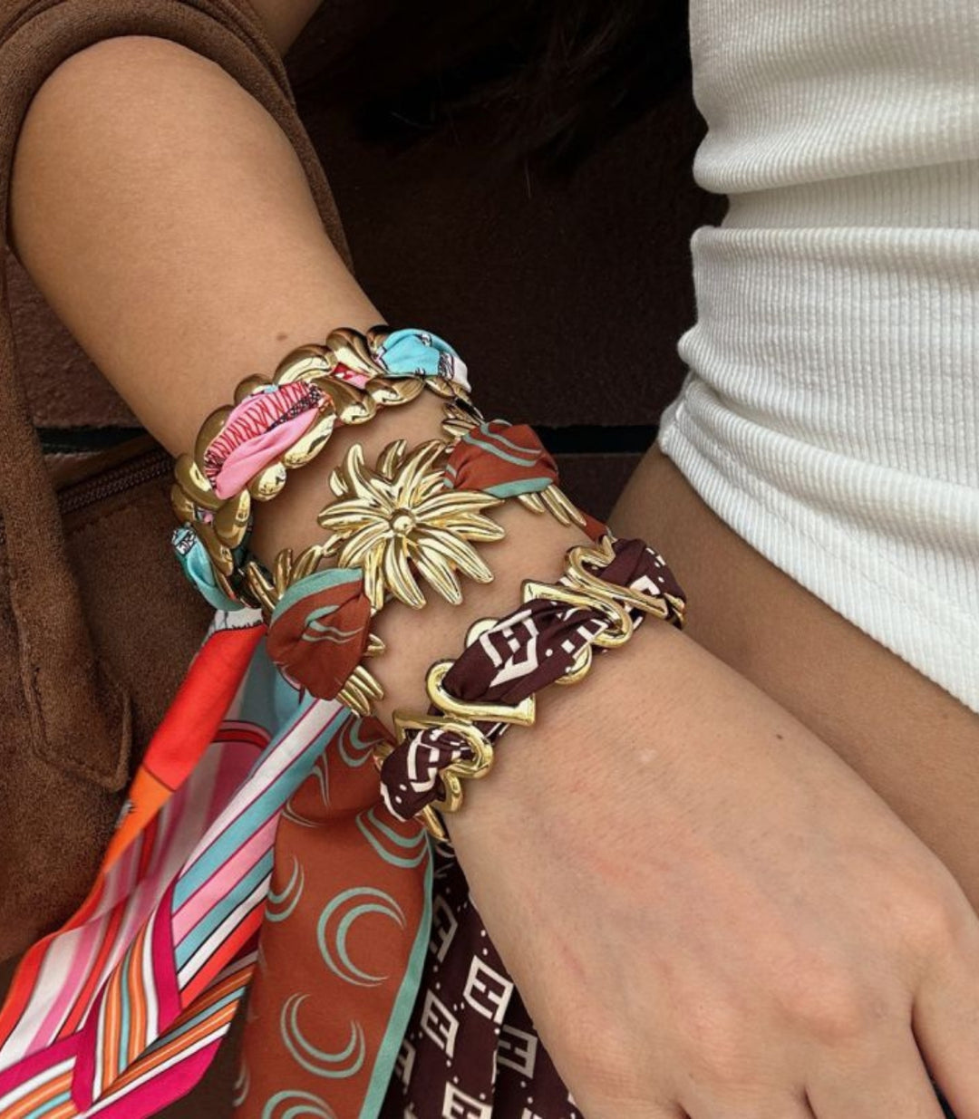 Brazalete Printed Orange Scarf