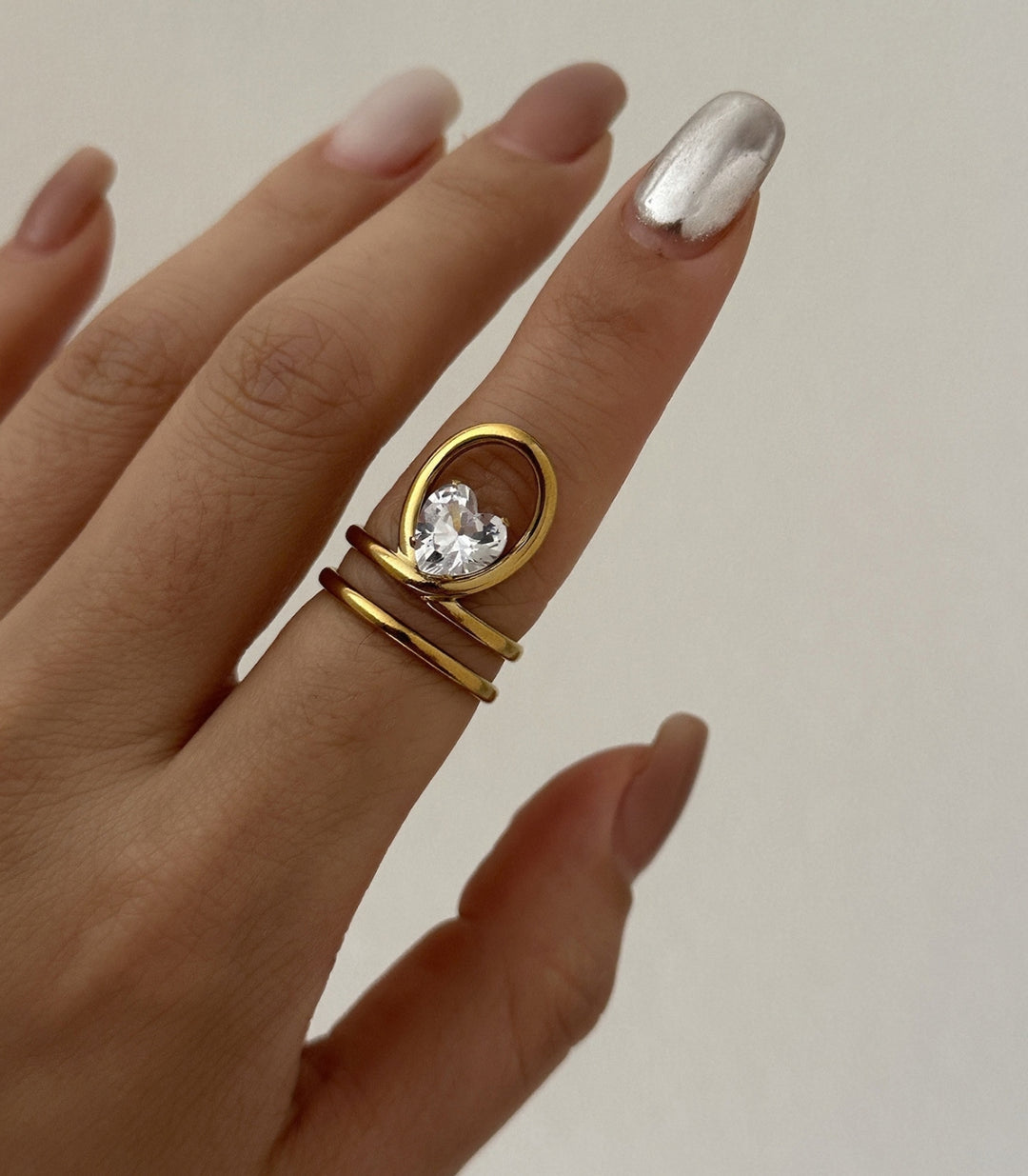 Anillo 1 Double Layered Oval Heart