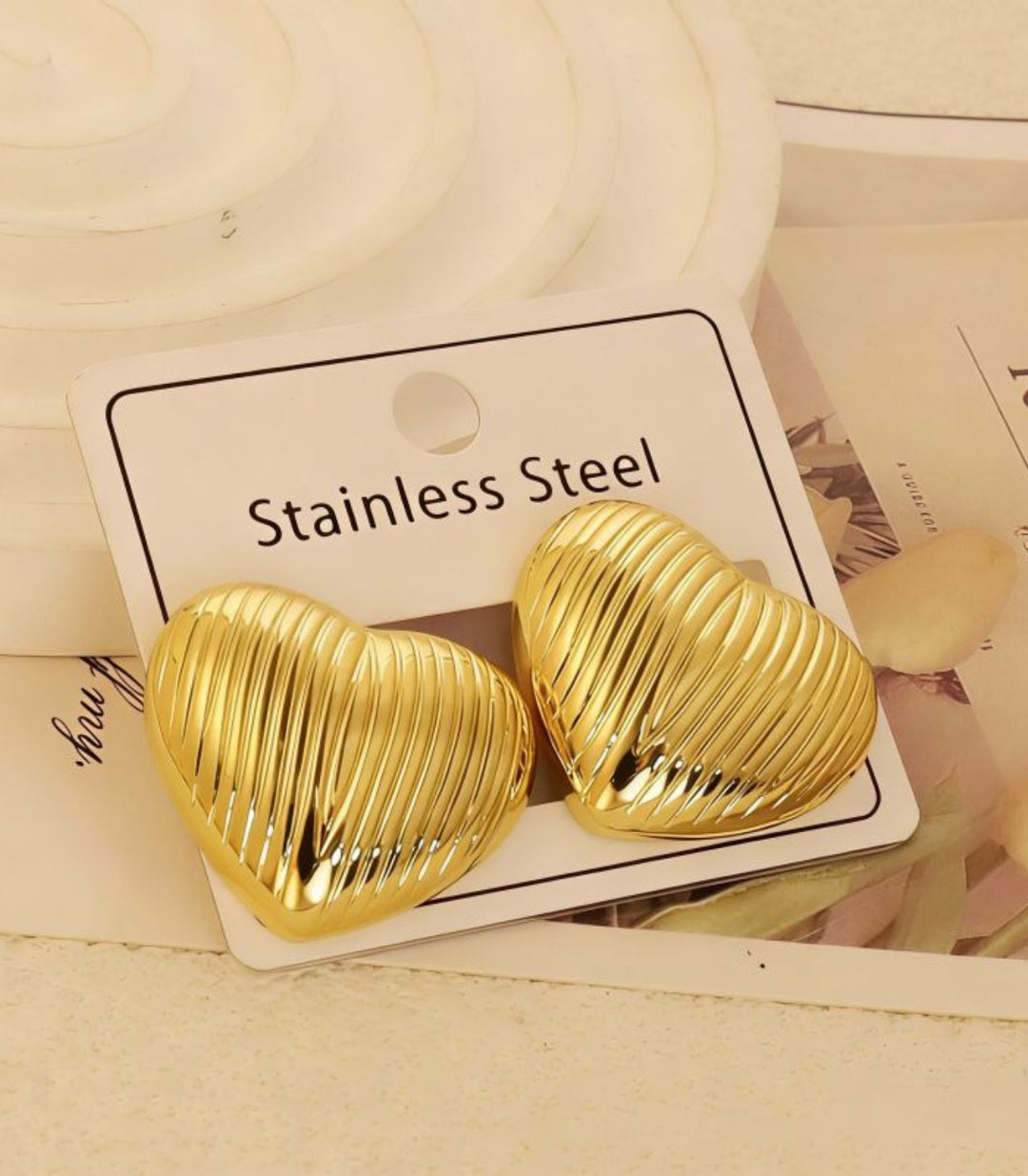 Aretes corazones líneas