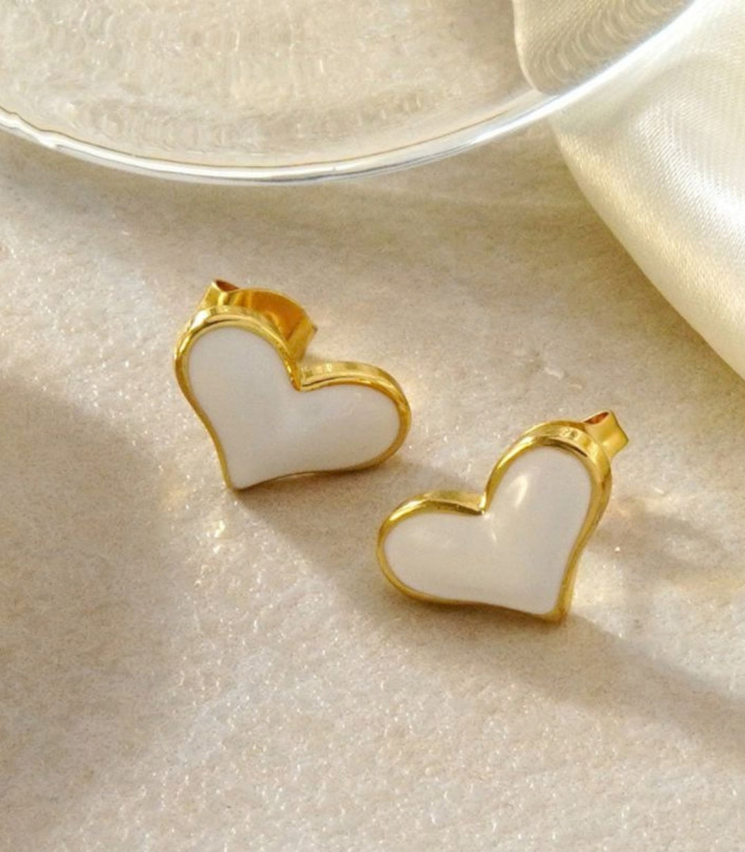Aretes Corazon Blanco