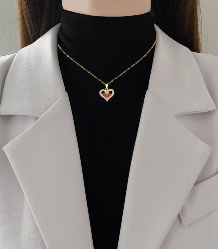 Collar corazón rojo zirconias