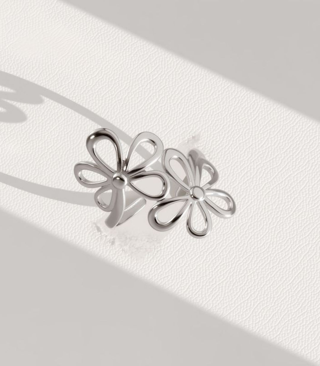 Anillo flores plata