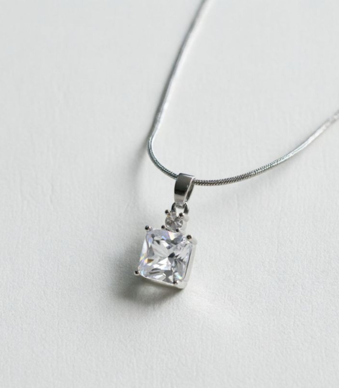 Collar Cuadro Zirconias Plata
