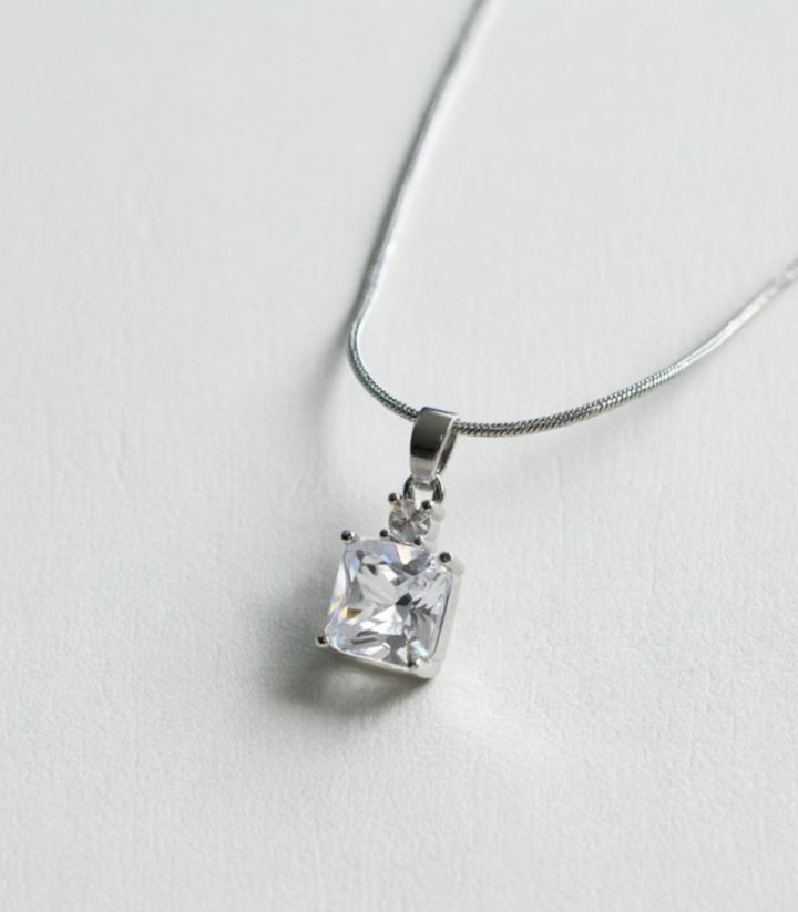 Collar Cuadro Zirconias Plata