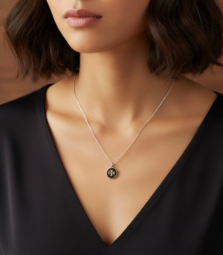 Collar Plata TT Círculo Negro