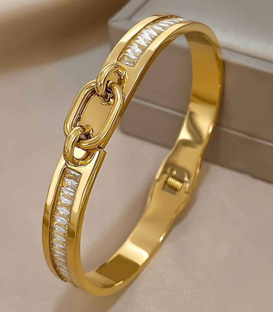 Brazalete Zirconias Bangle