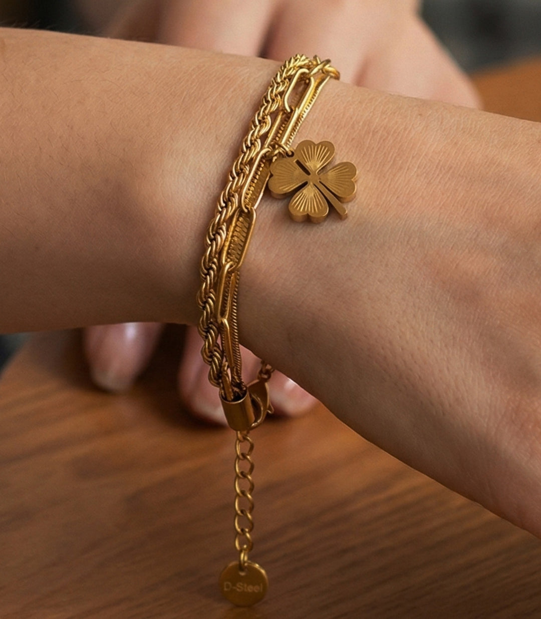 Brazalete Clover Double Layer