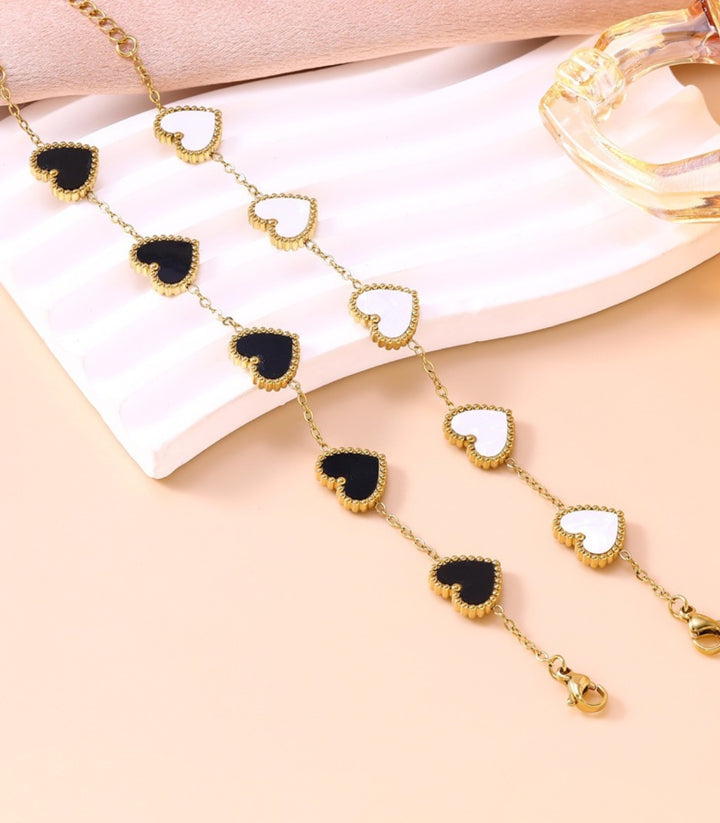 Brazalete Corazones Blancos