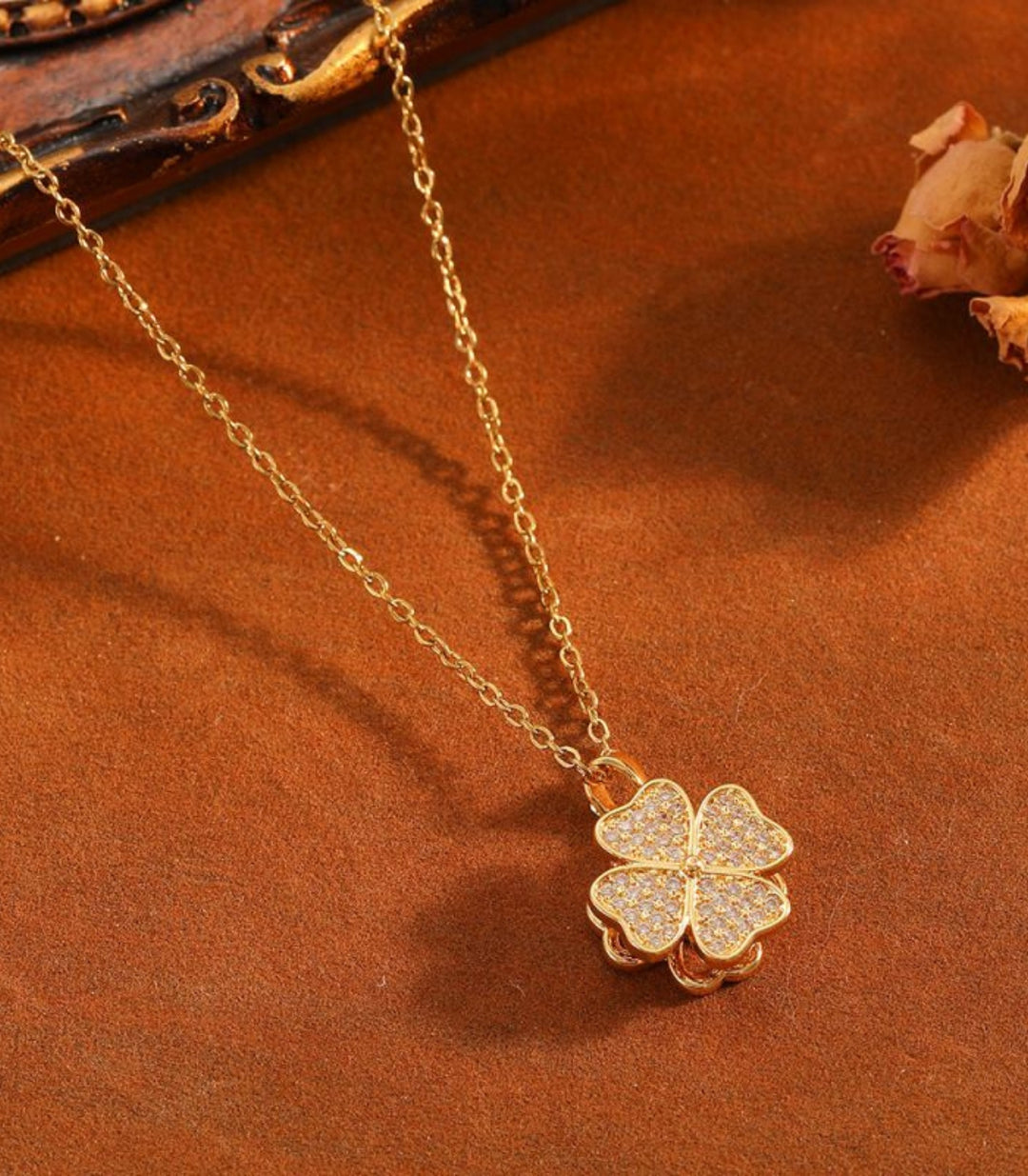 Collar Diamond Clover