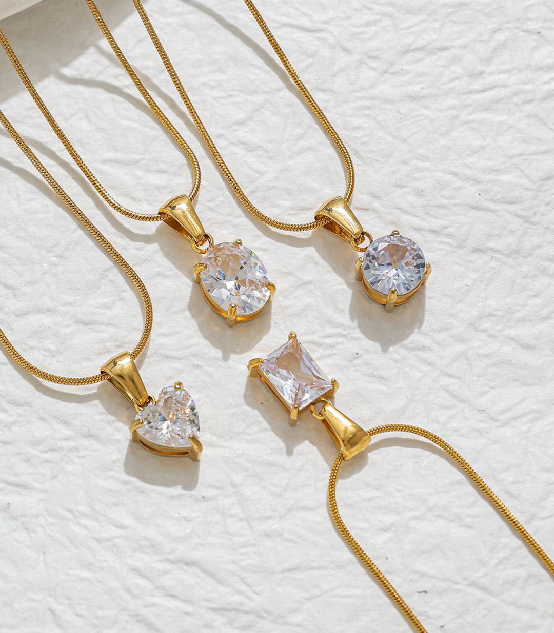 Collar Zirconia Oval 18K