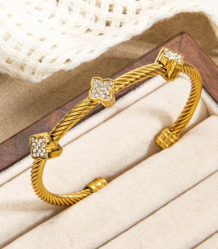 Brazalete Gold Clover 18K
