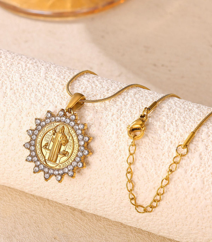 Collar zirc dorado san benito