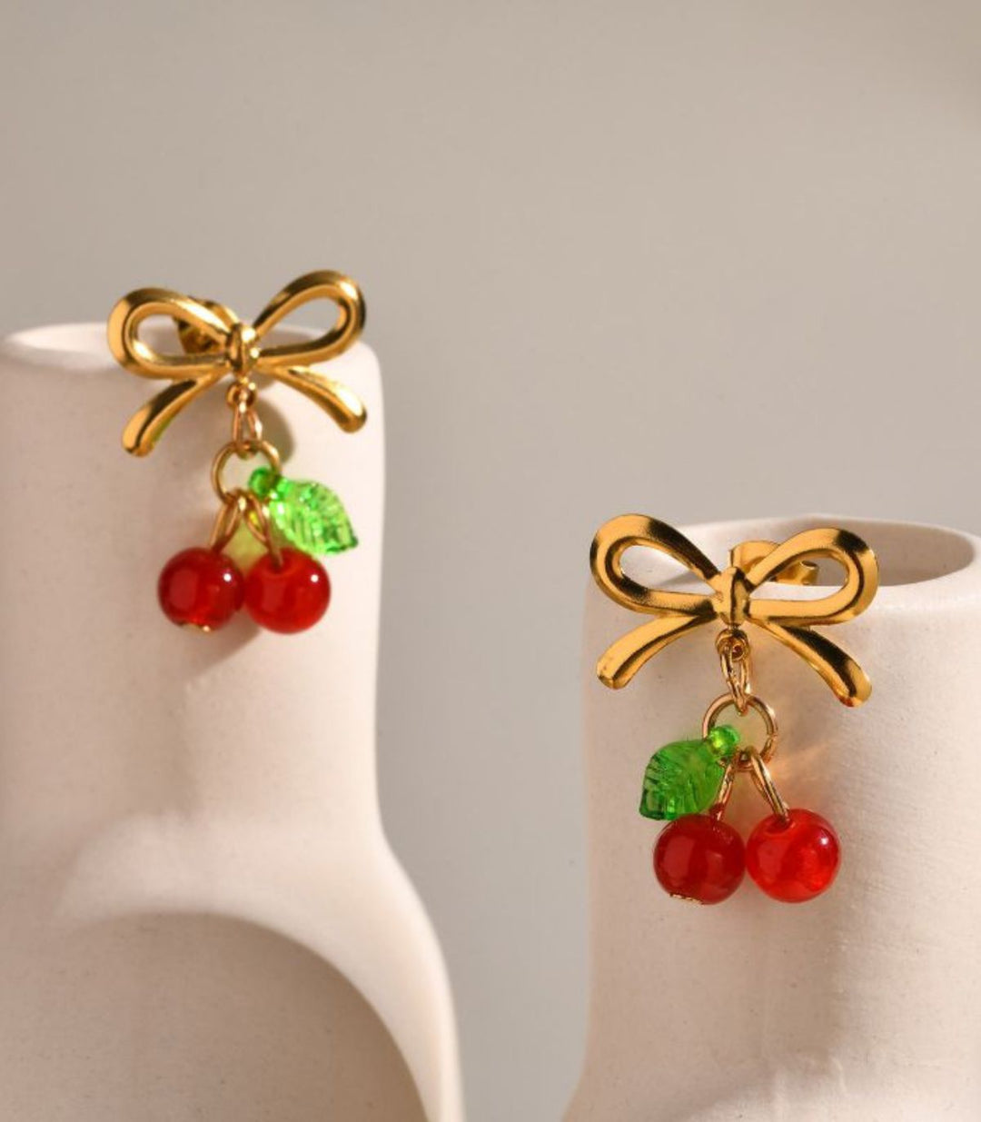Aretes Bow Cherry