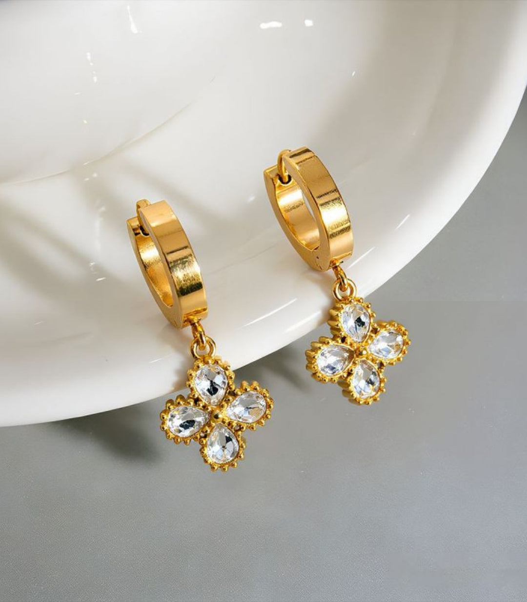 Aretes Stud Flores Cristal