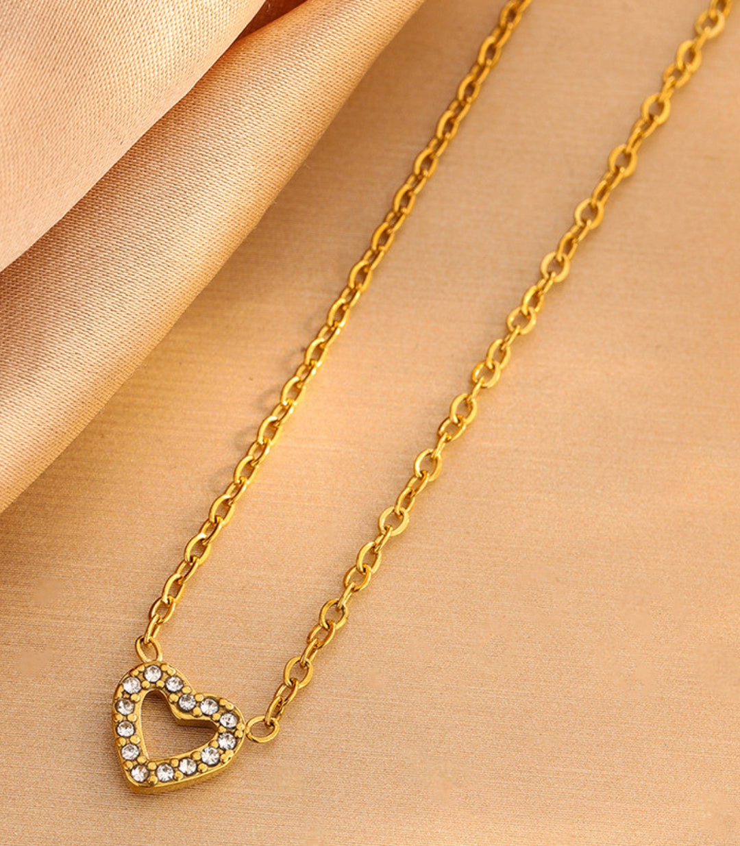 Collar diamond heart