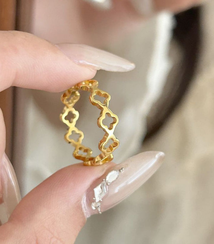 Anillo Clover 8