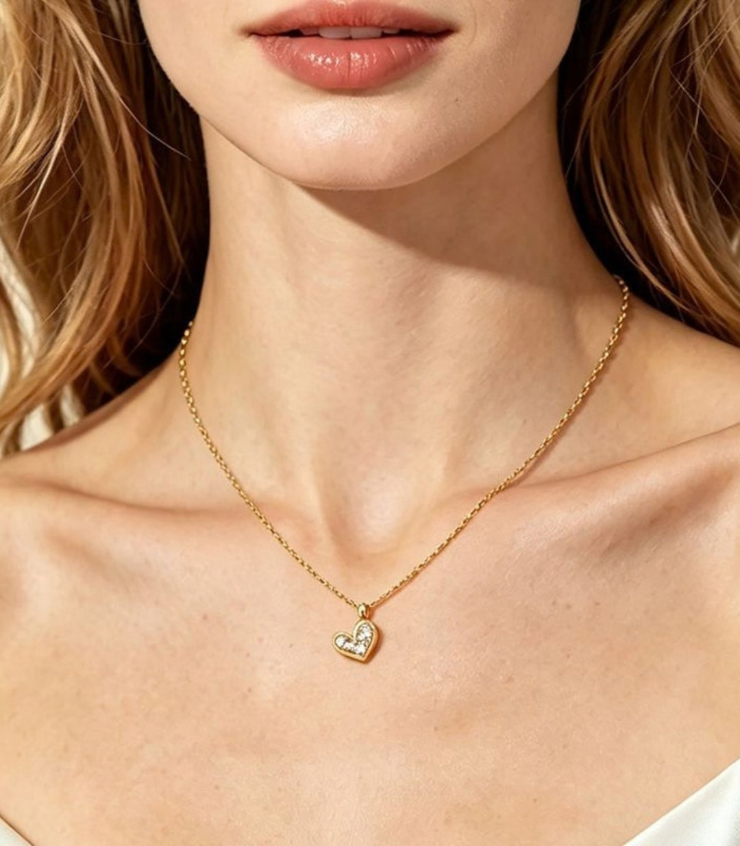 Collar Corazón con Zirconias