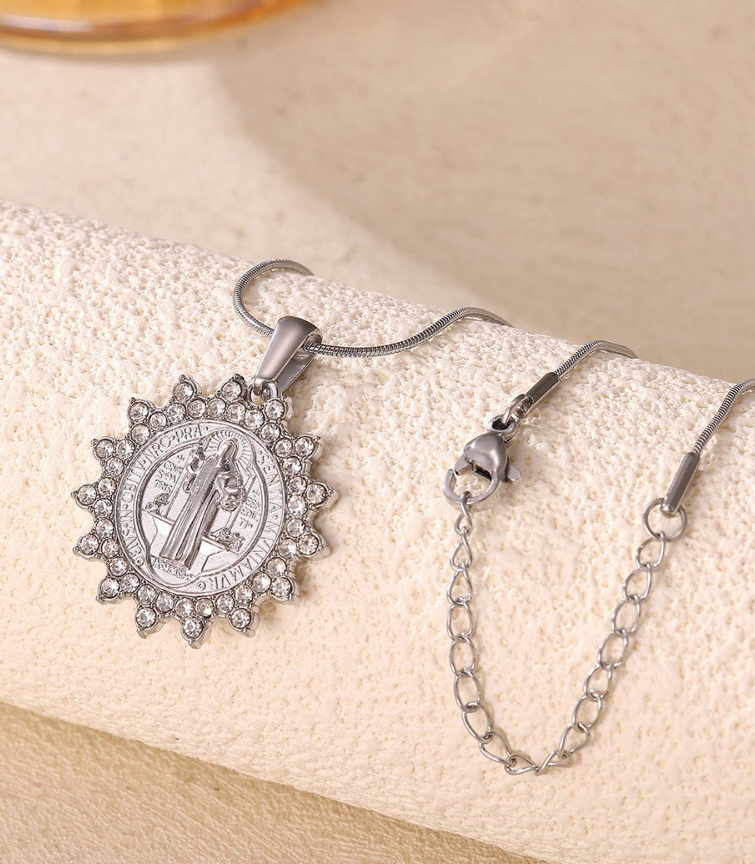 Collar zirc plata san benito
