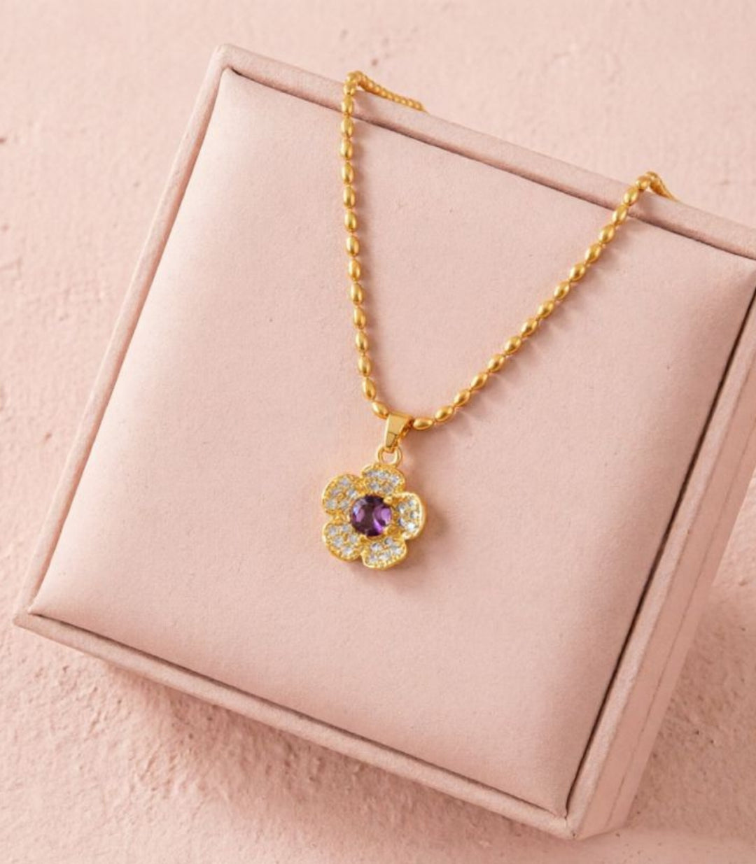 Collar Flor Morada 18K