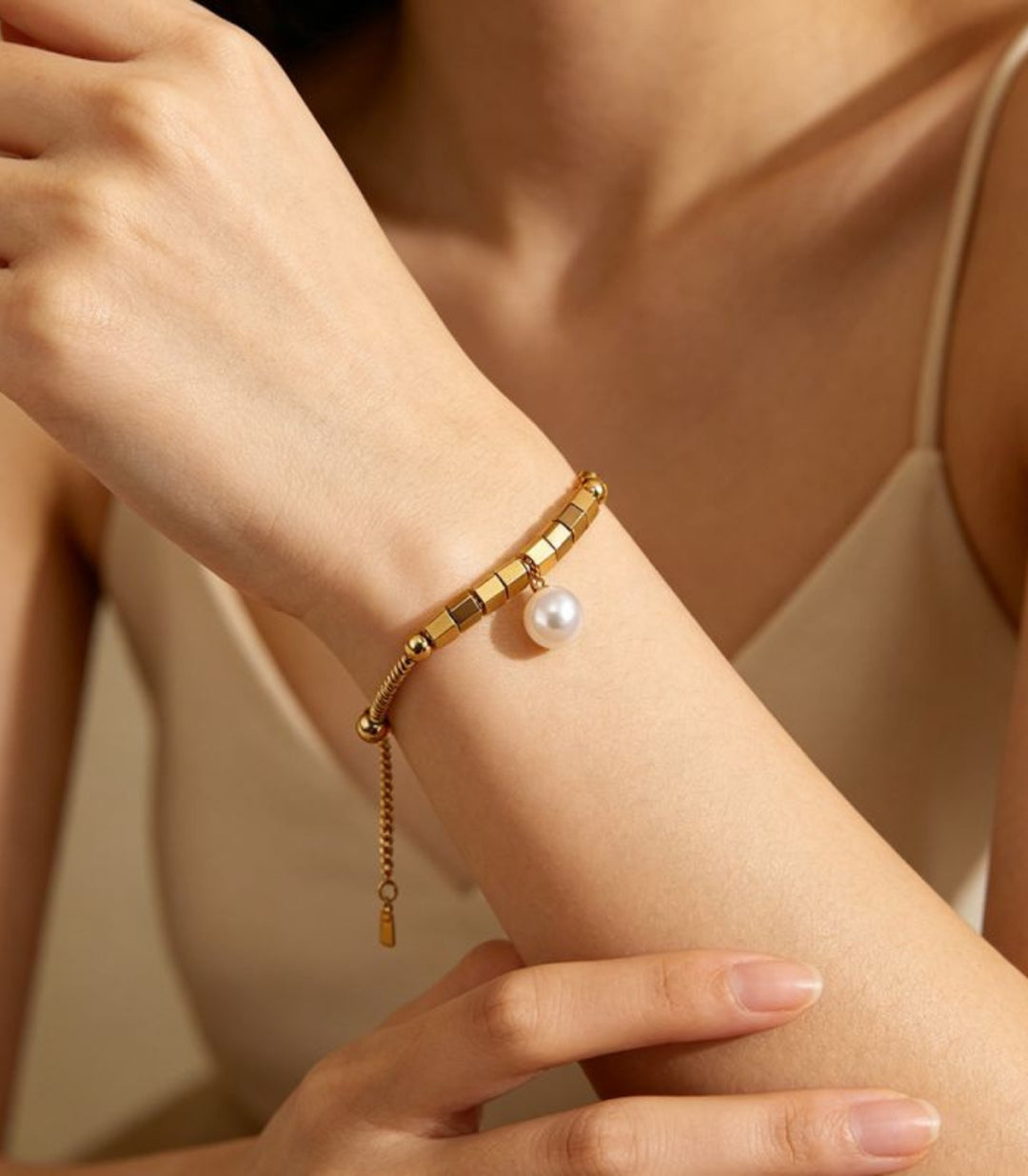 Brazalete Square Pearl Chain