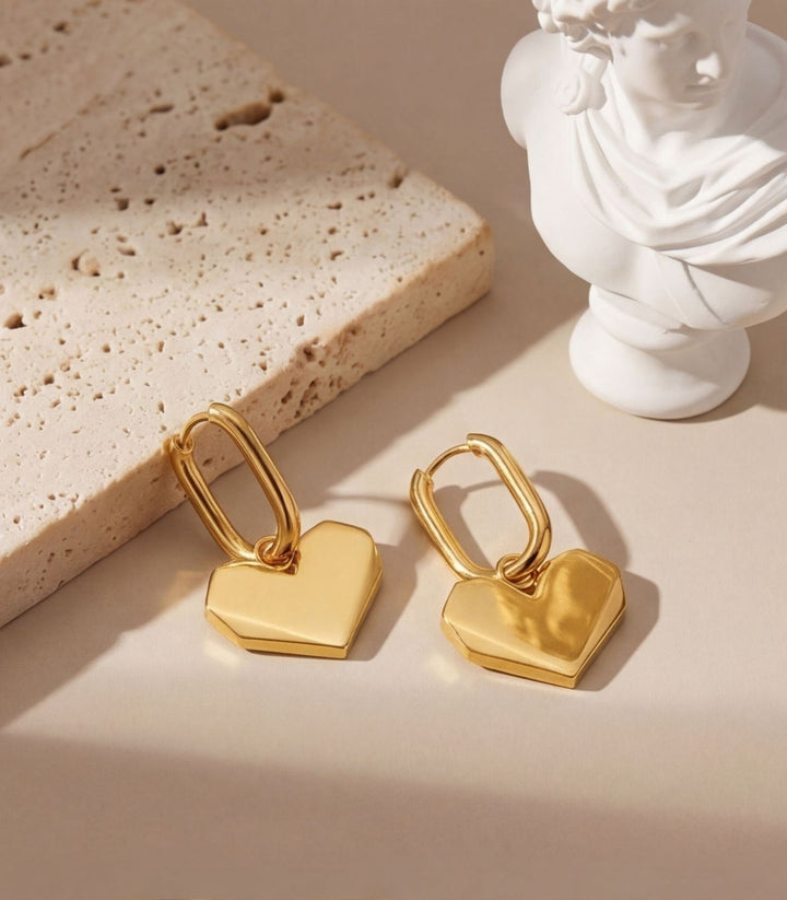 Aretes Corazón 18K