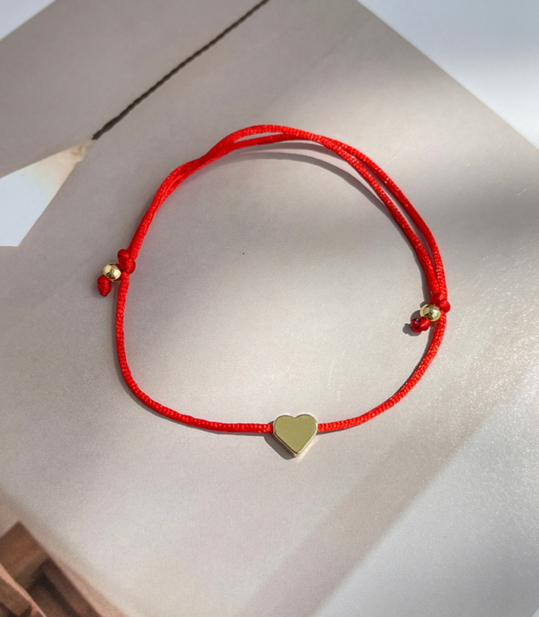 Brazalete rojo corazón
