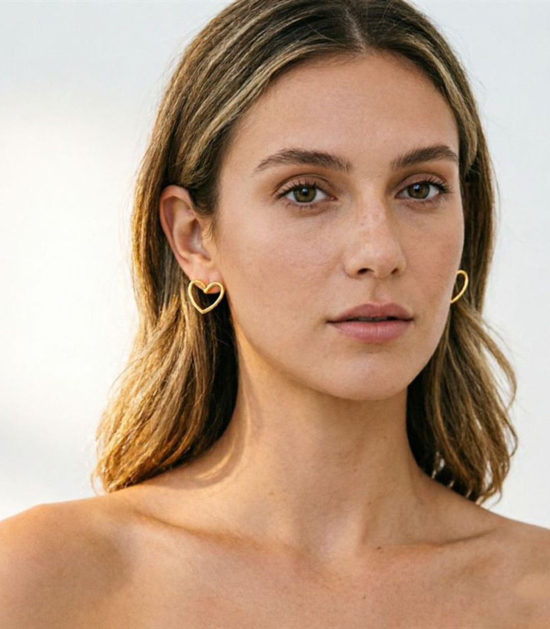 Aretes Corazón Dorado