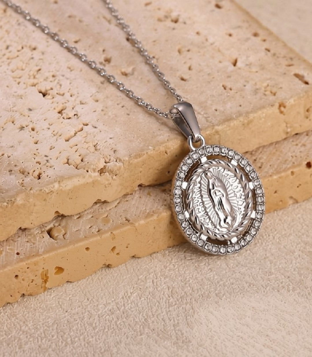 Collar Zirc Plata Virgen
