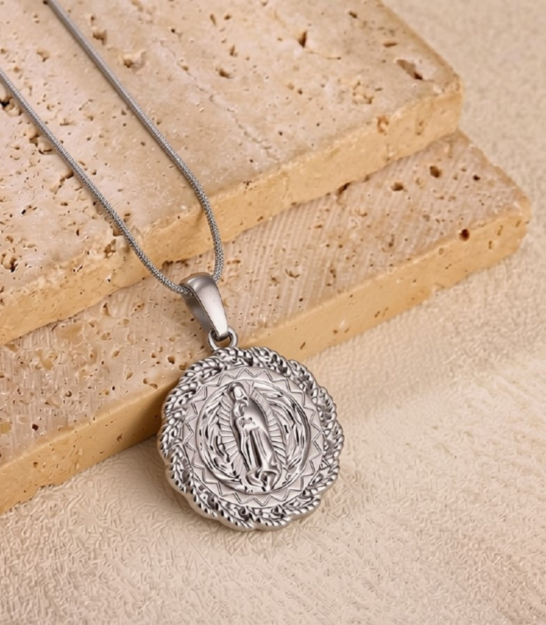 Collar Plata Virgen